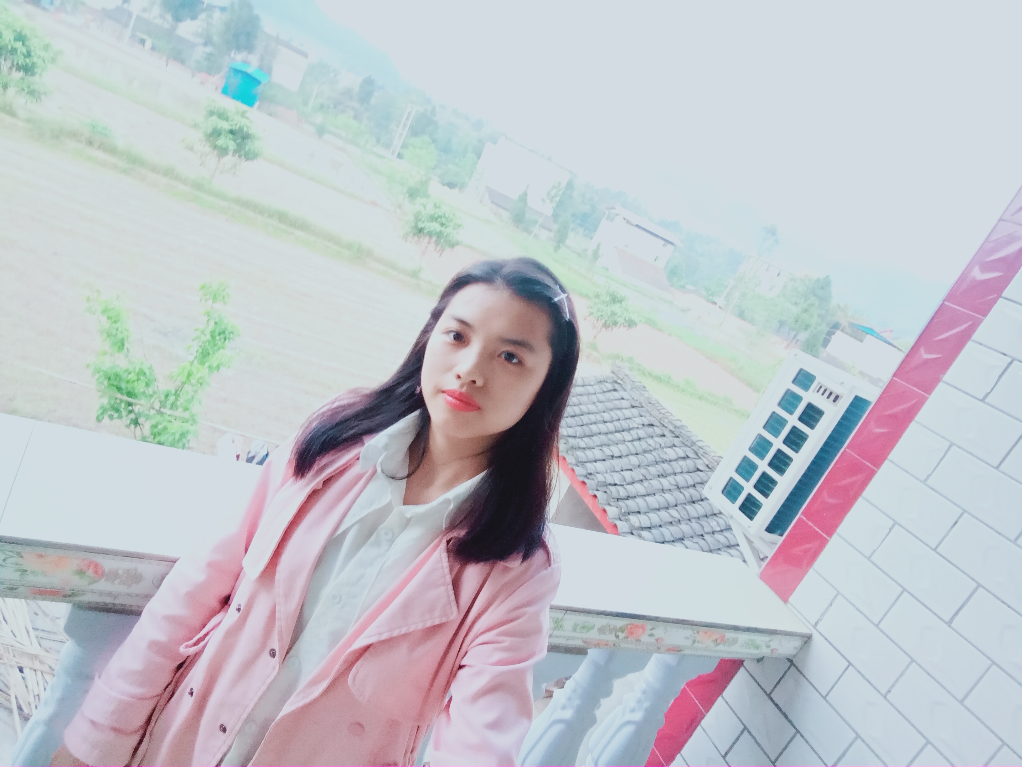 优秀毕业生电商161 邓鹭.jpg