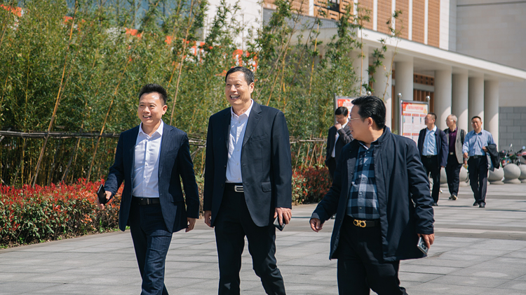 XCB_1072.jpg XCB_1072.jpg