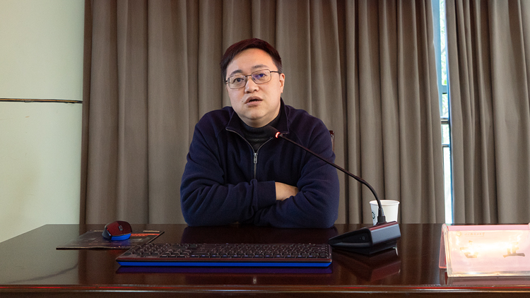 DSC05832.jpg DSC05832.jpg