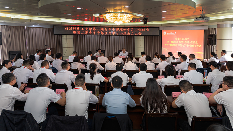 LJH_8262.jpg LJH_8262.jpg