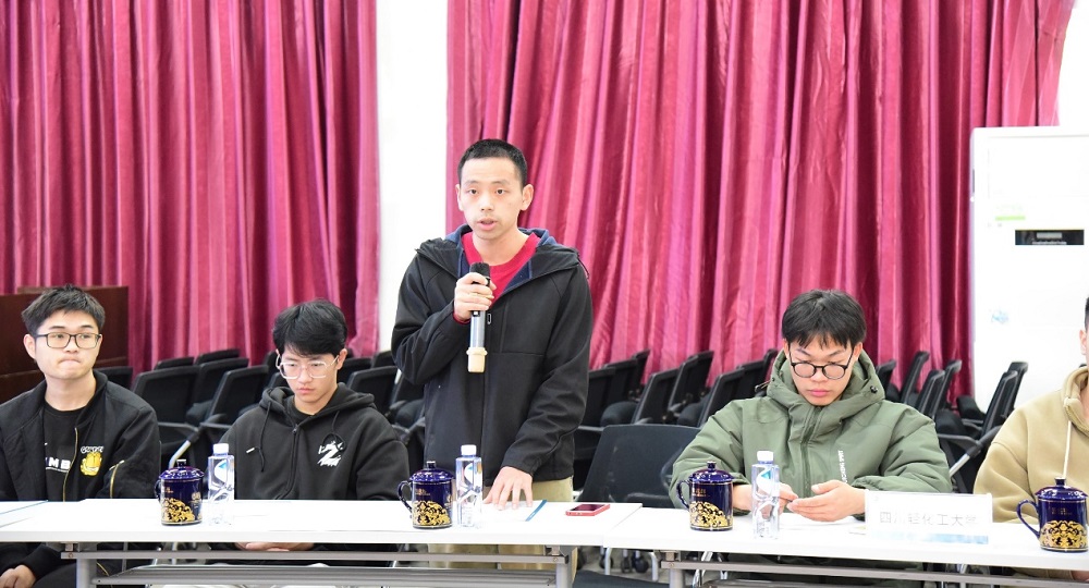 生物工程学院与四川绿叶制药股份有限公司举行本科生实践基地签约暨授牌仪式2.jpg