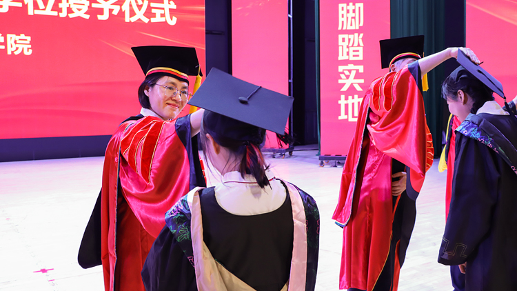 IMG_3383.jpg IMG_3383.jpg