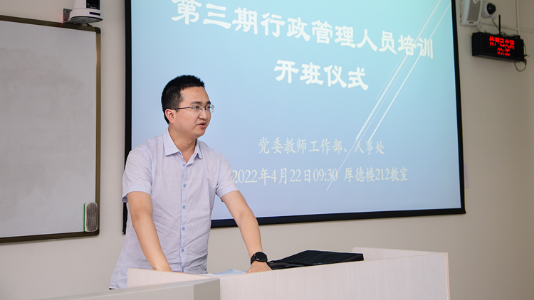 XCB_9855.jpg XCB_9855.jpg