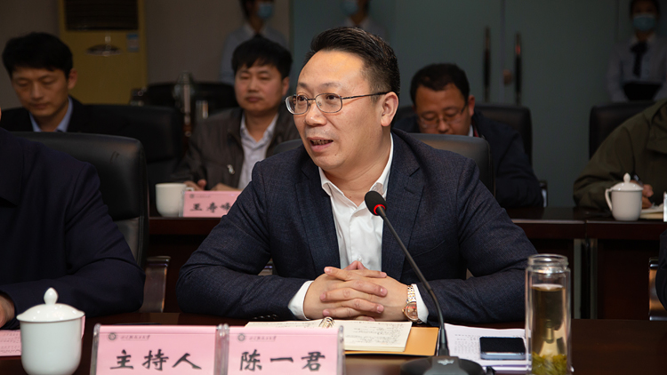 XCB_6553.jpg