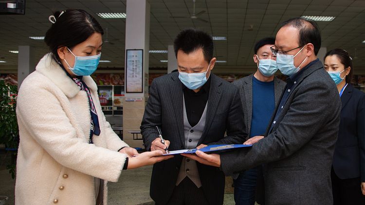 XCB_9636.jpg XCB_9636.jpg