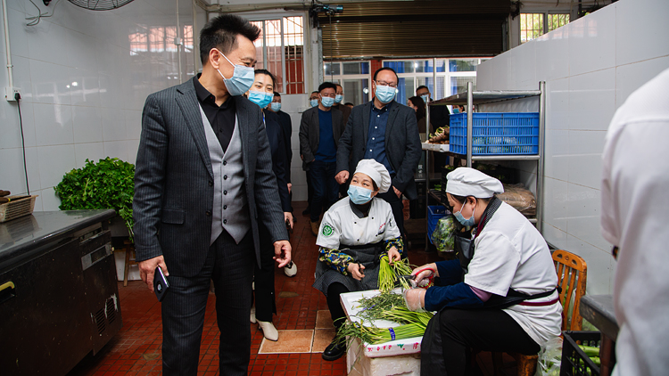 XCB_9599.jpg XCB_9599.jpg