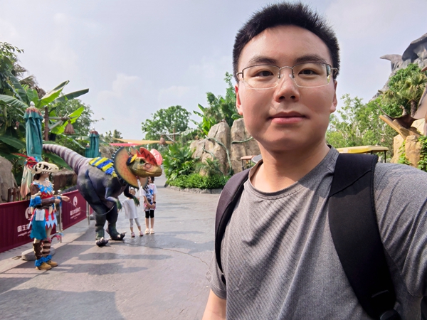 王得宇-生活照.jpg 王得宇-生活照.jpg