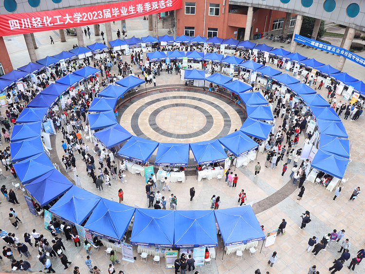 IMG_2049.jpg IMG_2049.jpg