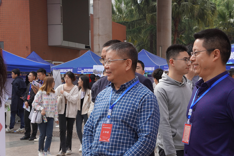 DSC03005.jpg DSC03005.jpg