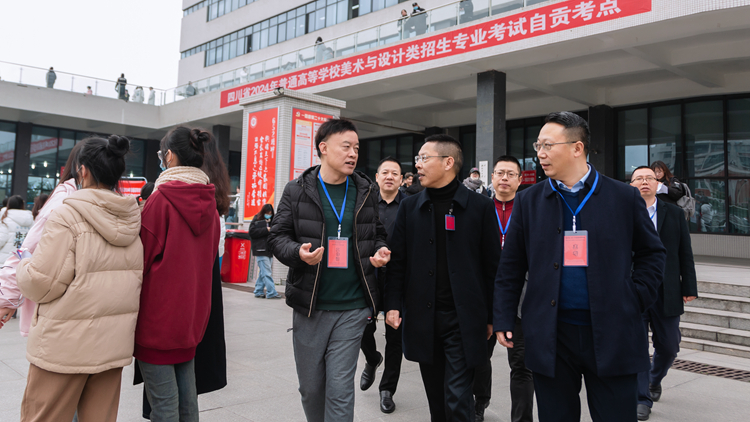 XCB_5774.jpg XCB_5774.jpg