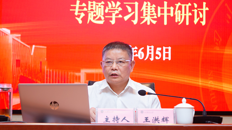 XCB_1632.jpg XCB_1632.jpg