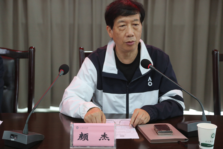 AD1A4994(1).jpg AD1A4994(1).jpg