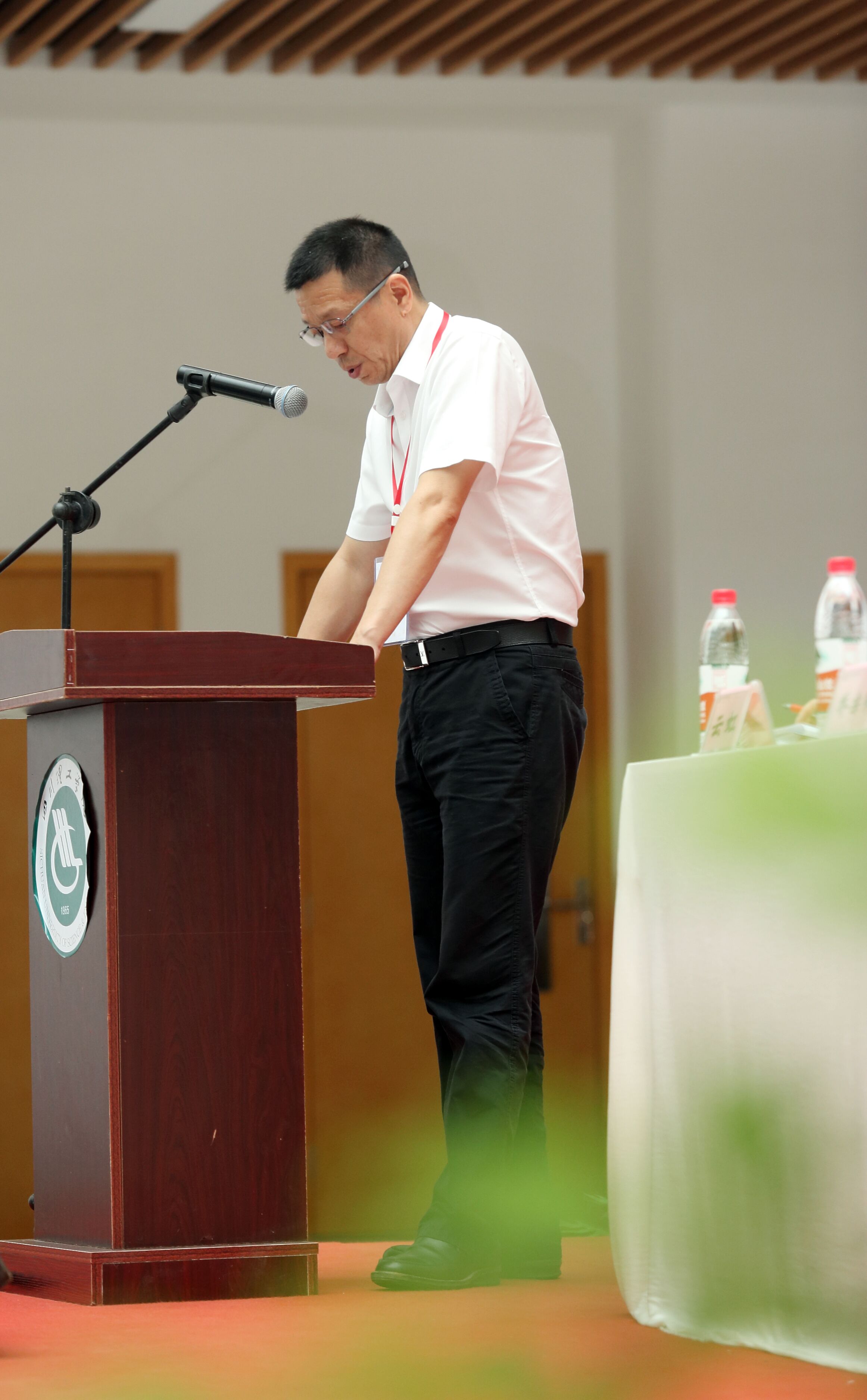赵东讲话.jpg