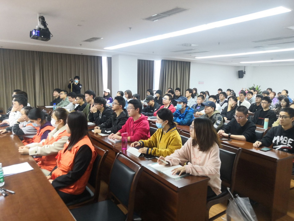 95B4B6D7063A4EDF772B83021E86B3E1.jpg 95B4B6D7063A4EDF772B83021E86B3E1.jpg