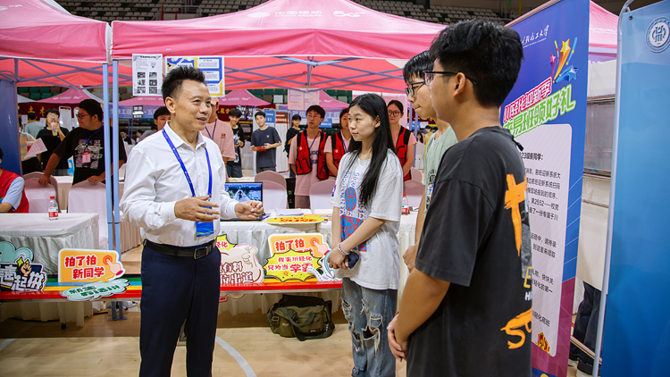 XCB_4029.jpg XCB_4029.jpg