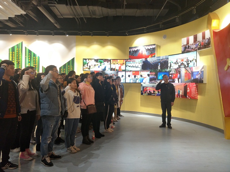 参观宜宾市廉政教育基地IMG20181114154525.jpg