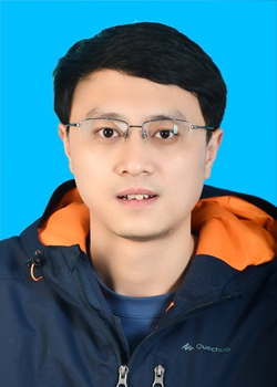 证件照.jpg 证件照.jpg