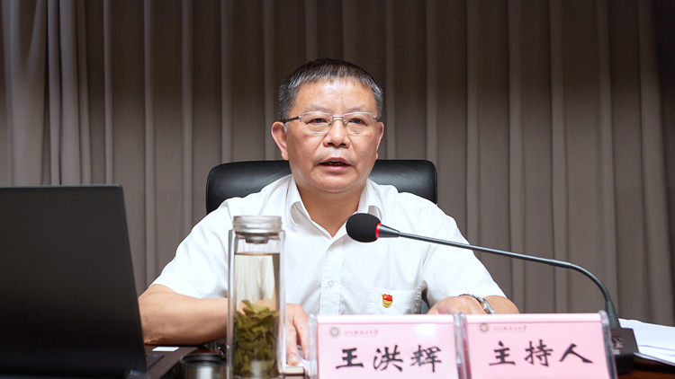 XCB_2992.jpg XCB_2992.jpg