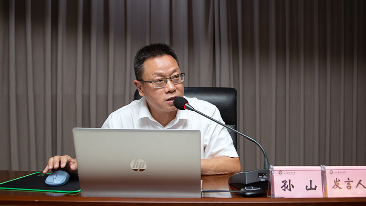 XCB_2967.jpg XCB_2967.jpg