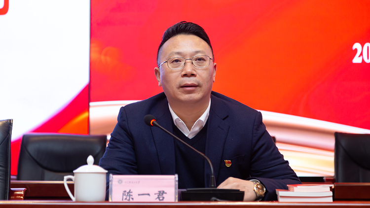 XCB_7898.jpg XCB_7898.jpg