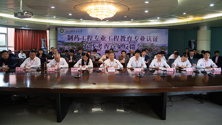 XCB_6416.jpg XCB_6416.jpg