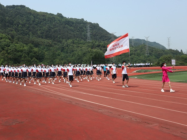 方队入场1 李佳益摄.jpg
