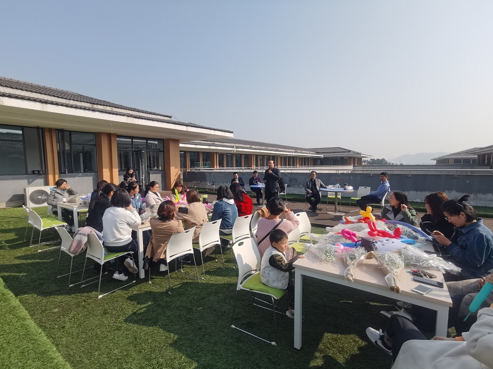 生物工程学院分工会举办庆“三八”国际妇女节活动2.jpg