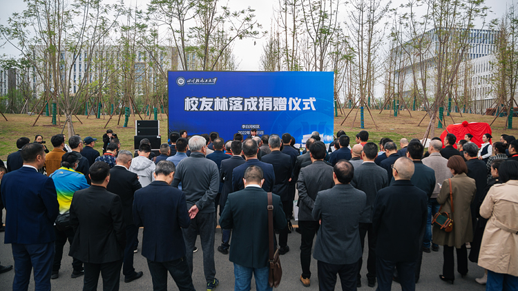 XCB_3536.jpg XCB_3536.jpg