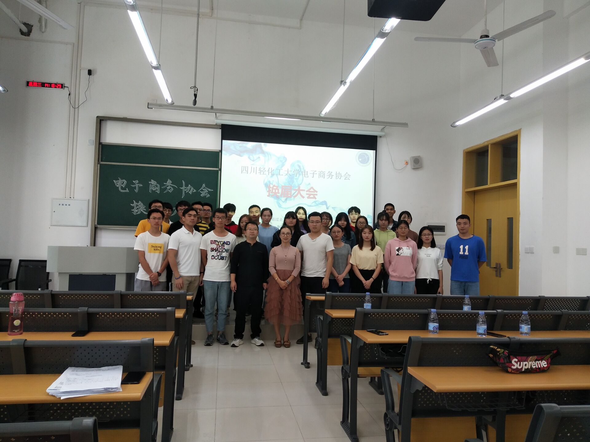 080D41E6241FAE1394D612E3DADAA317.jpg 080D41E6241FAE1394D612E3DADAA317.jpg