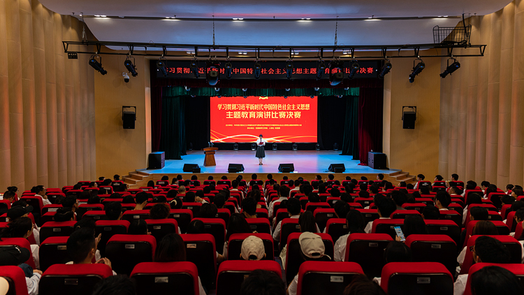 LJH_3530.jpg LJH_3530.jpg