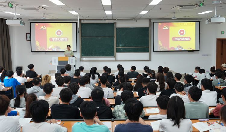 党校开班3.jpg 党校开班3.jpg