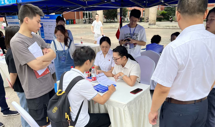 CB7175C5-28C2-405A-98F6-4523F1E4B351_big.jpg CB7175C5-28C2-405A-98F6-4523F1E4B351_big.jpg