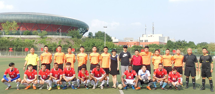 龚书记、颜校长出席总决赛_副本.jpg