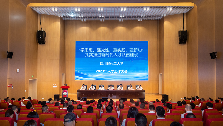 ZYX_7246.jpg ZYX_7246.jpg