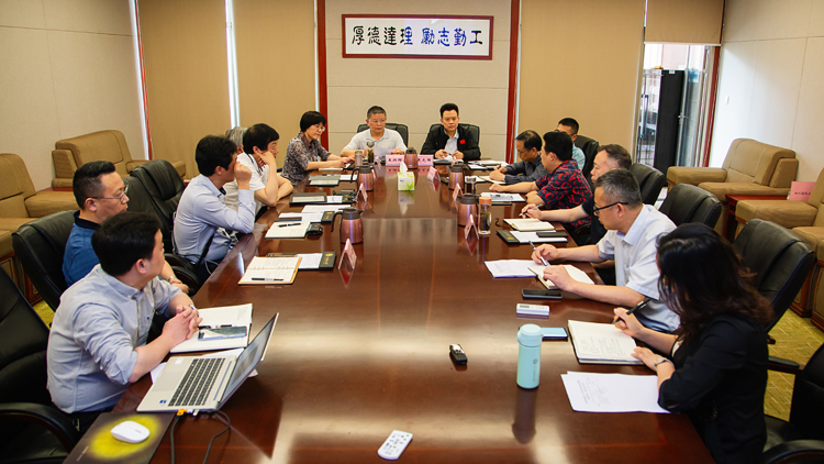 XCB_9933.jpg XCB_9933.jpg