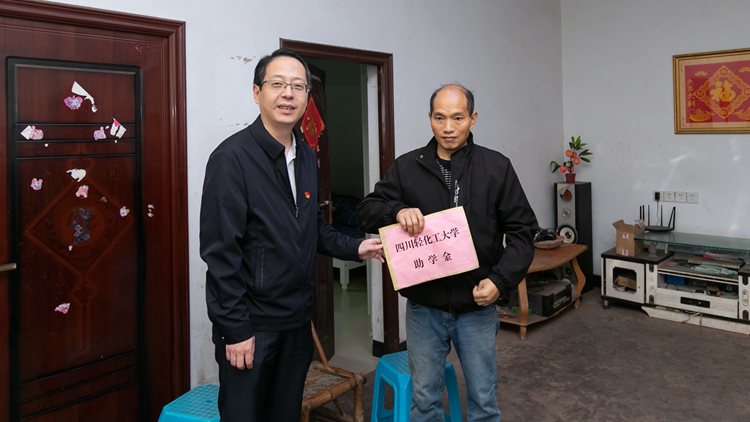 6U1A3717.jpg 6U1A3717.jpg