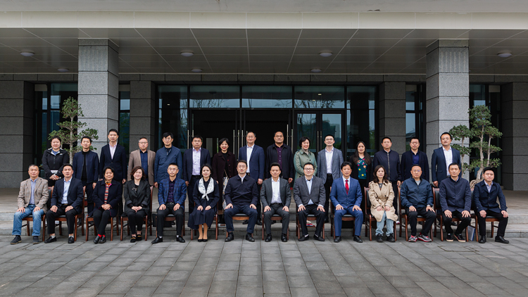 XCB_9162.jpg XCB_9162.jpg