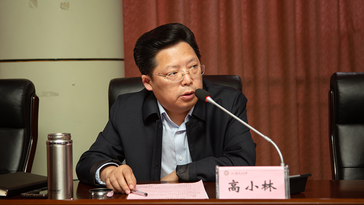 XCB_9490.jpg XCB_9490.jpg