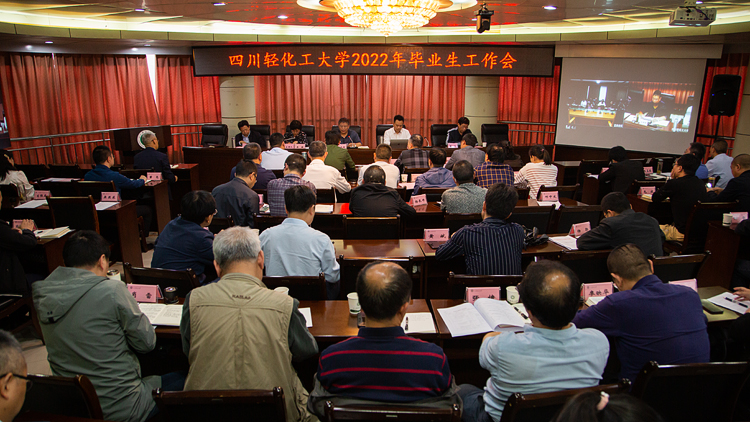 XCB_9547.jpg XCB_9547.jpg