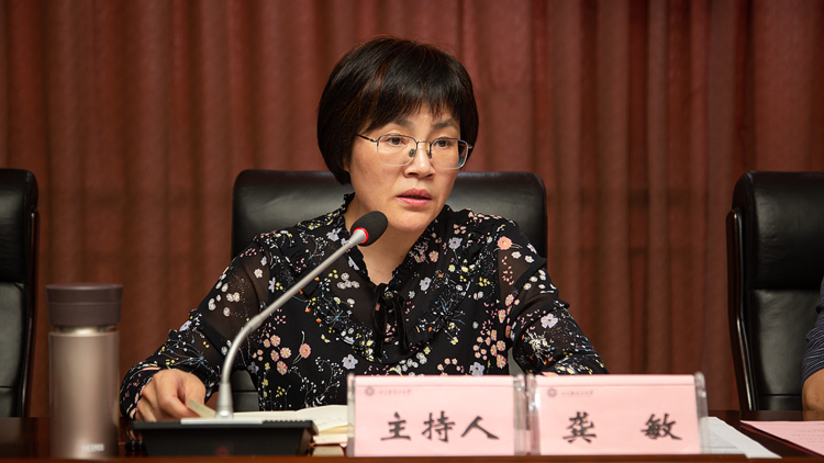 XCB_9529.jpg XCB_9529.jpg