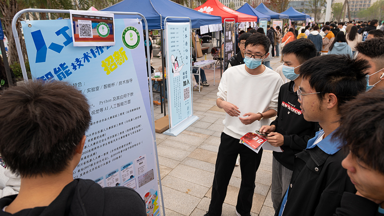 LJH_1163.jpg LJH_1163.jpg