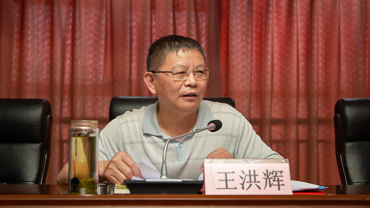 XCB_6352.jpg XCB_6352.jpg