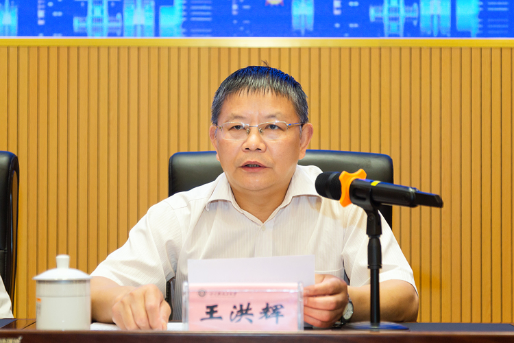 XCB_8877.jpg XCB_8877.jpg