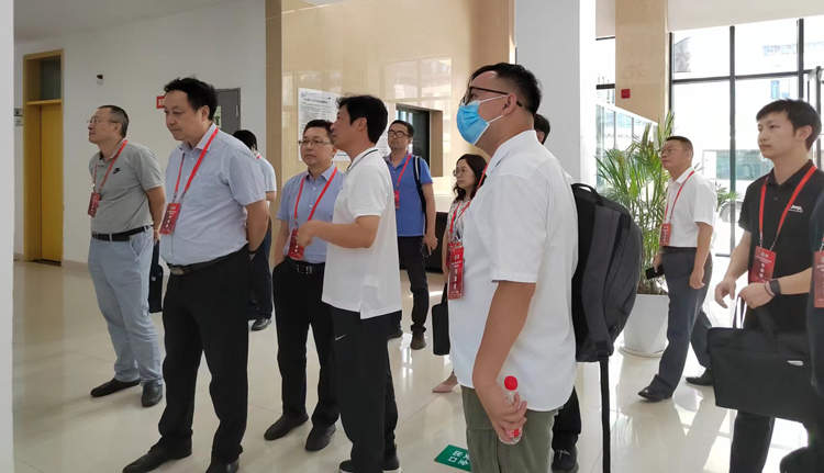 四川省产教融合项目专家组莅临酿酒生物重点实验室考察.jpg 四川省产教融合项目专家组莅临酿酒生物重点实验室考察.jpg