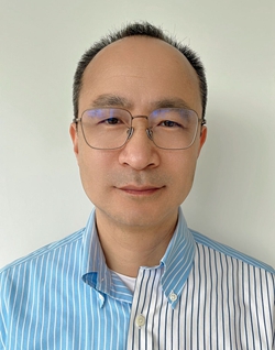 范华军-照片.jpg 范华军-照片.jpg