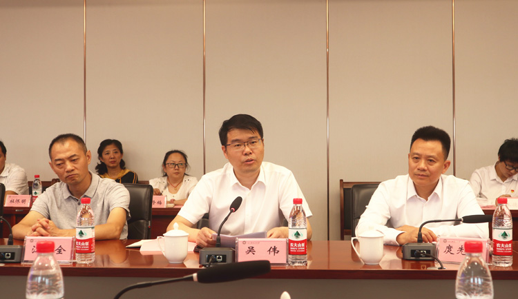 IMG_2051.JPG IMG_2051.JPG