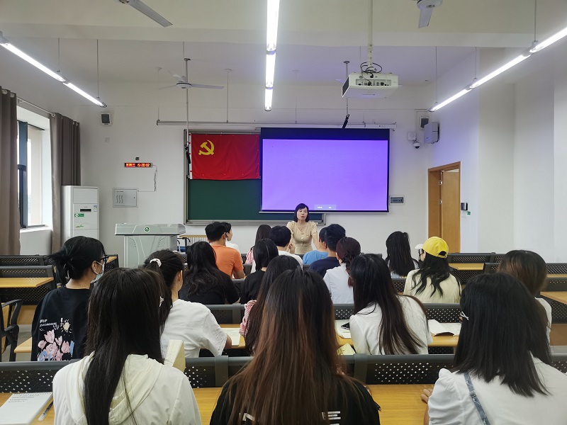 发表 (2).jpg
