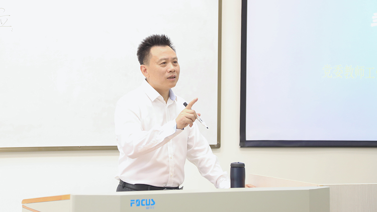 IMG_4608.jpg IMG_4608.jpg