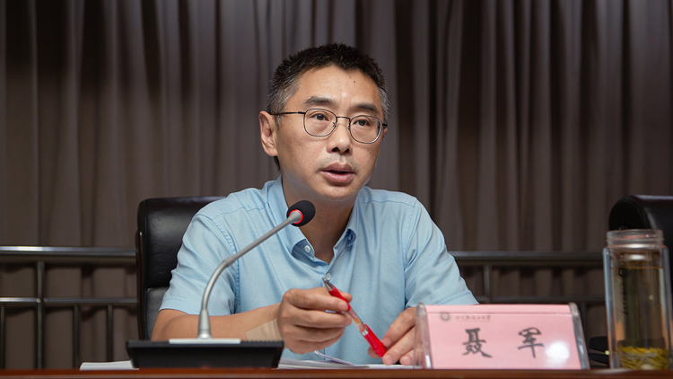 XCB_9931.jpg XCB_9931.jpg