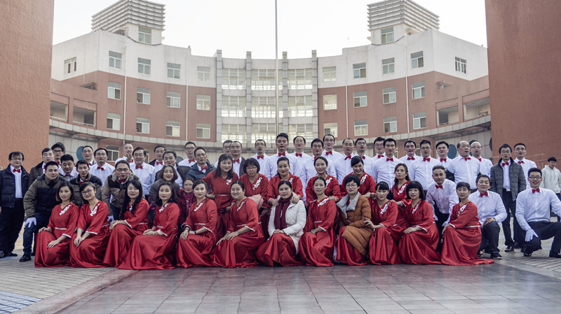 自信学院获红歌比赛三等奖 赵亚鑫 (2)_副本.jpg